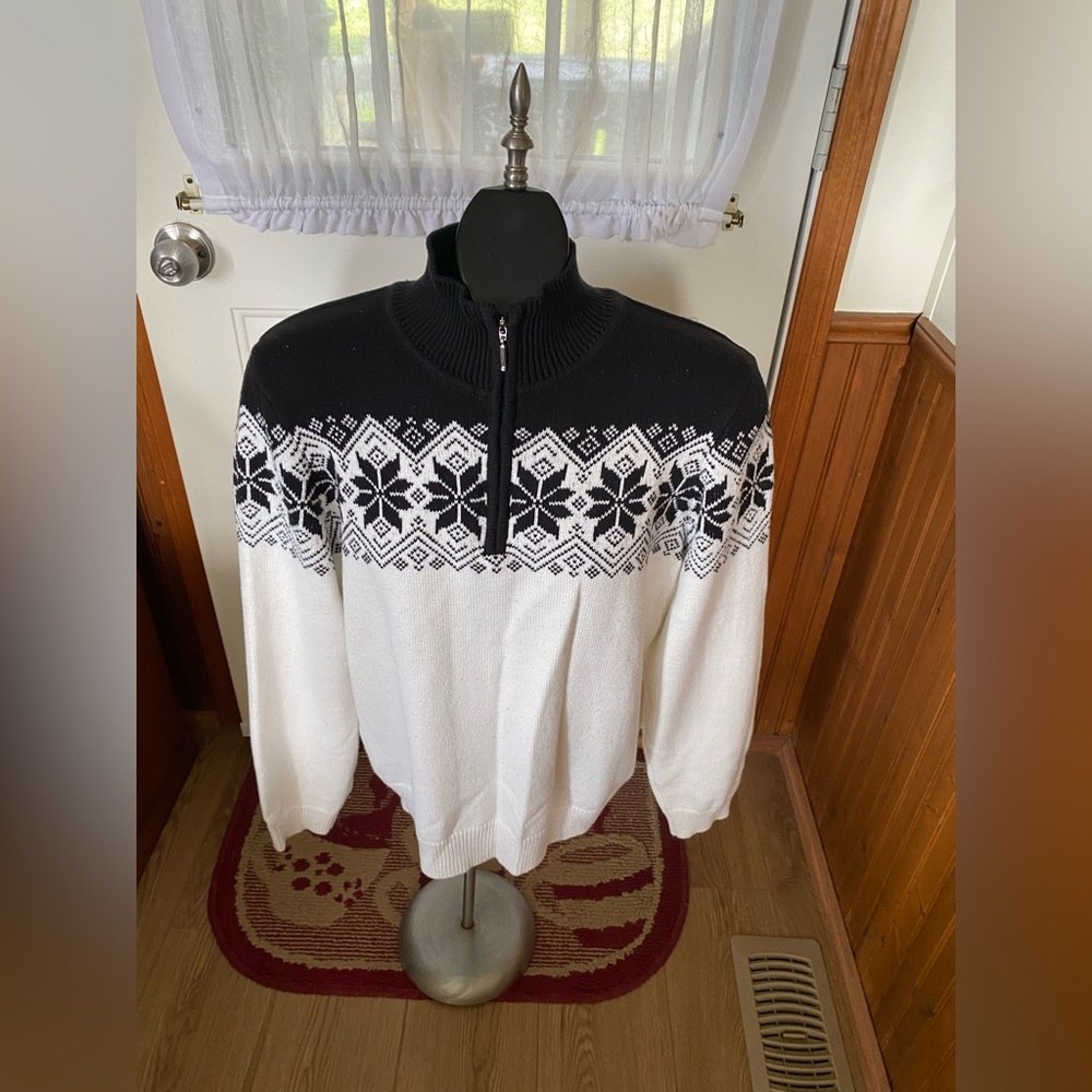 IZOD Snowflake Sweater